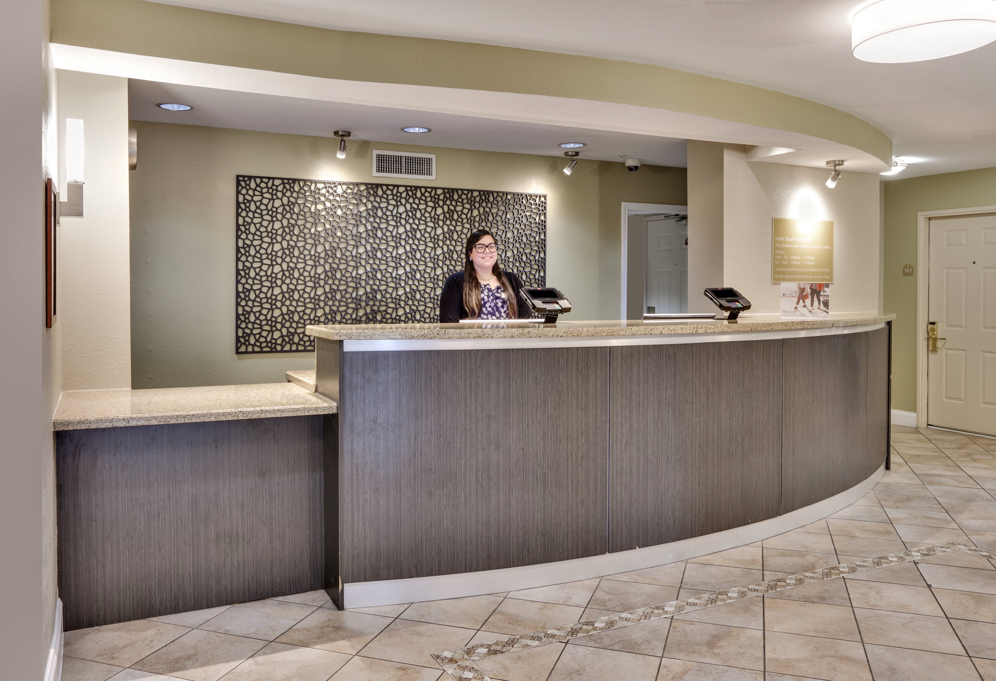 Candlewood Suites Dallas Market Cntr-Love Field 5/22