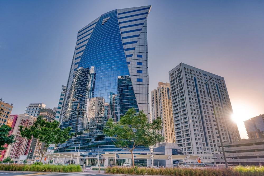 Grand Heights Hotel Apartments 2/50