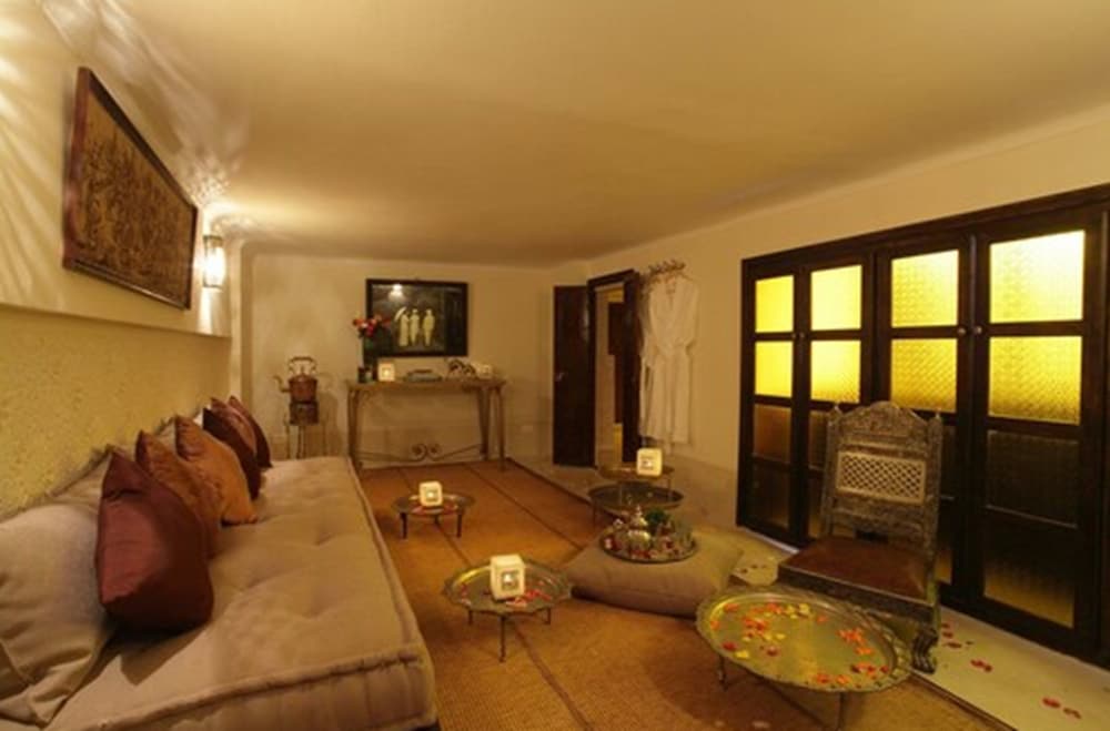 Palais Khum Boutique Hotel & Spa 48/72