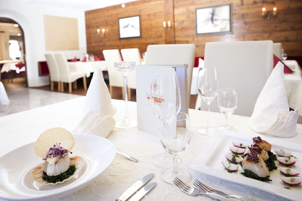 BEAUTY & SPORTHOTEL TIROLERHOF 41/50