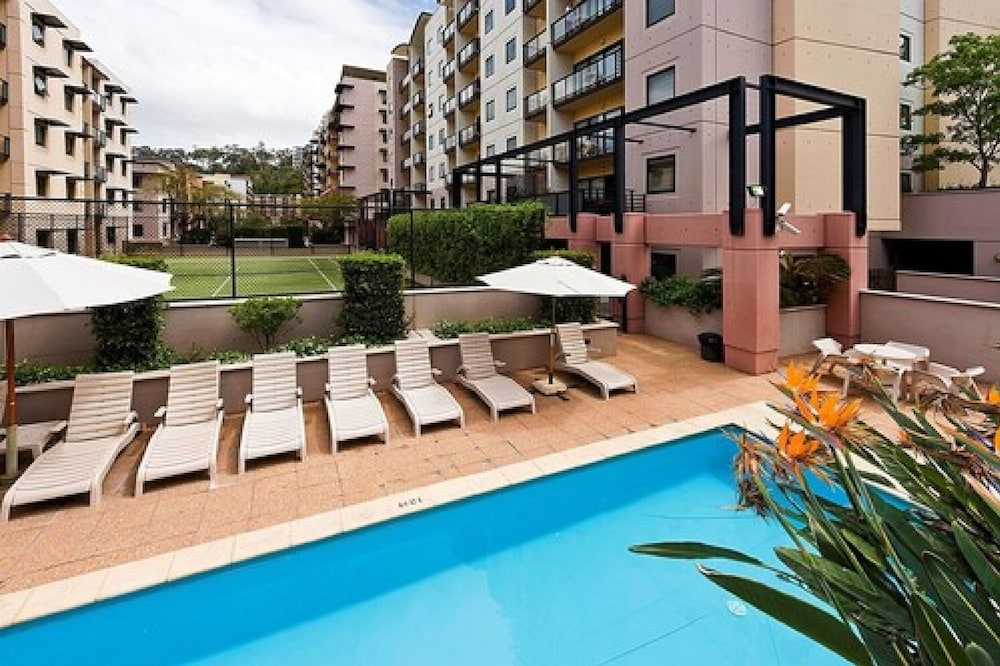 Nesuto Mounts Bay Apartment Hotel 3/42