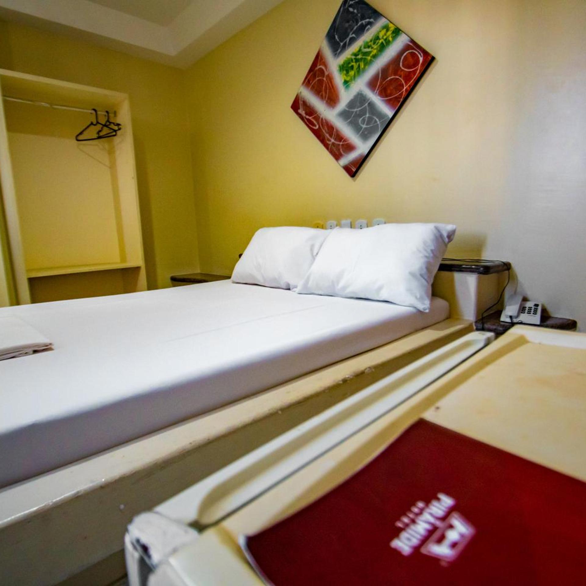 Hotel Piramide Paulo VI 21/50