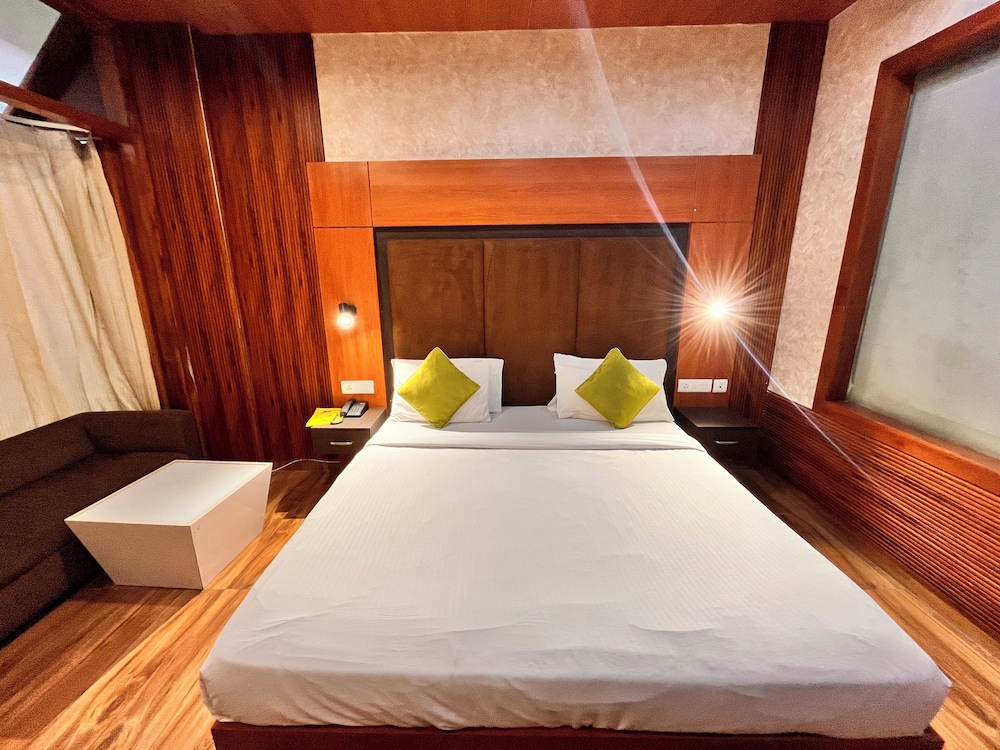 Hotel Platinum Palace 11/50