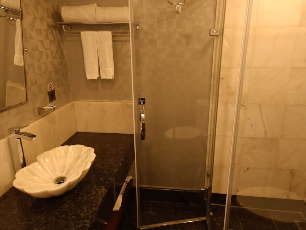 Ximen Airline Hotel 36/45