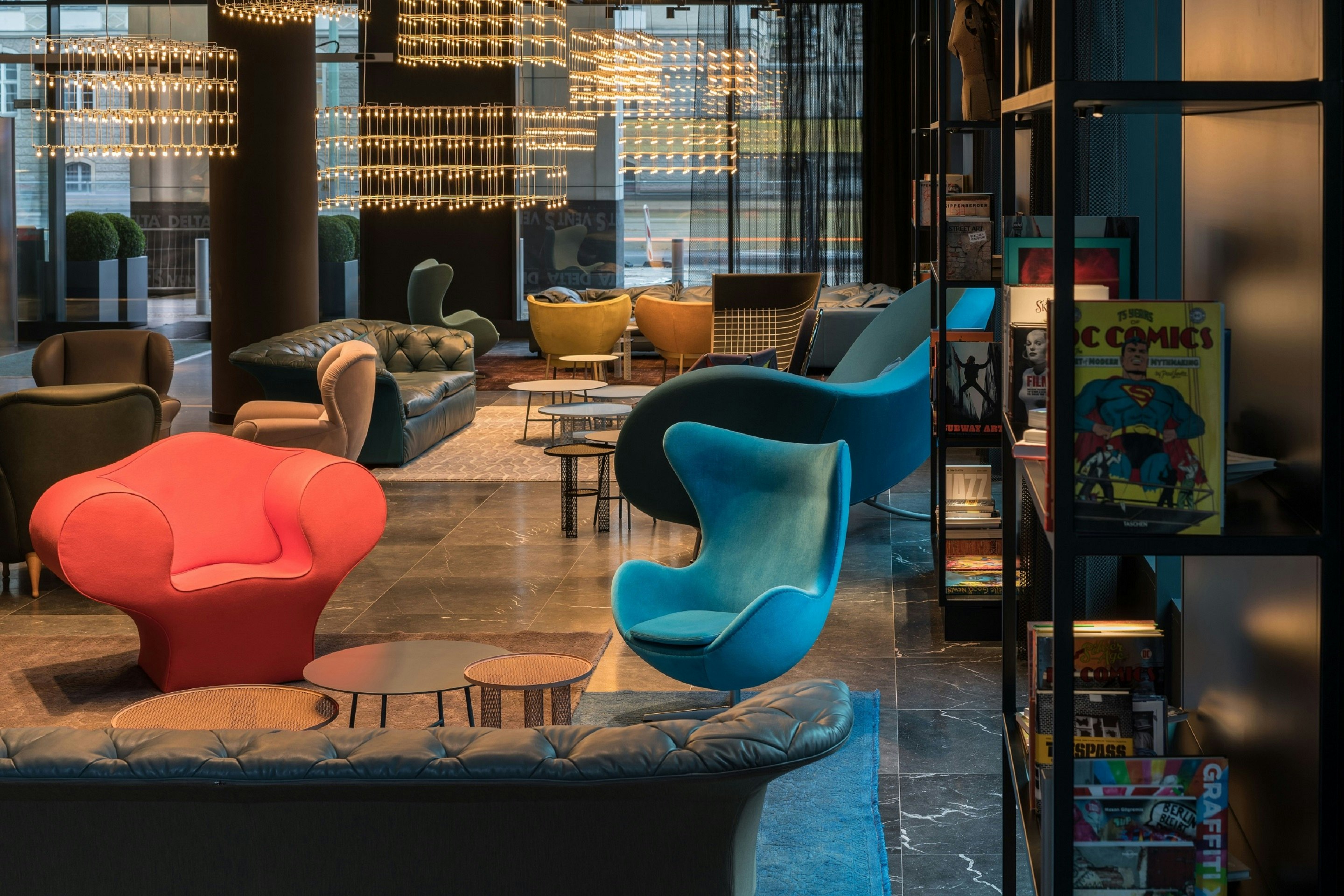 MOTEL ONE BERLIN-ALEXANDERPLATZ 37/43