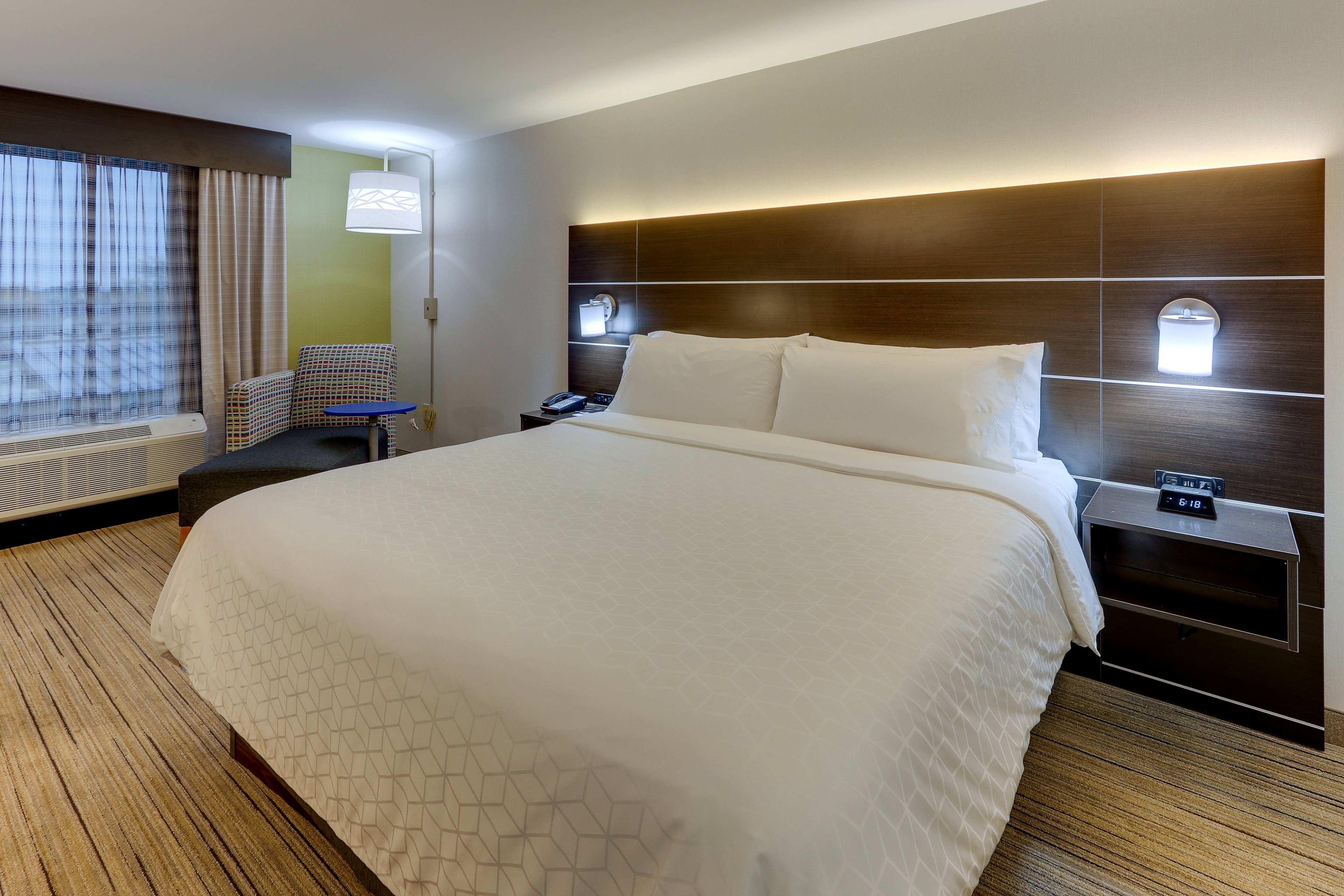 Leisure, King Bed