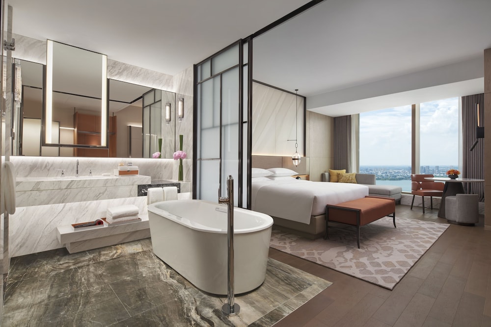 Hyatt Regency Changshu Kuncheng Lake 49/50