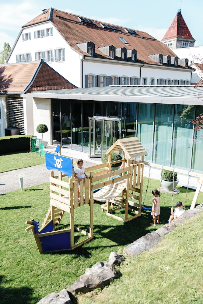 Angleterre Residence 63/69