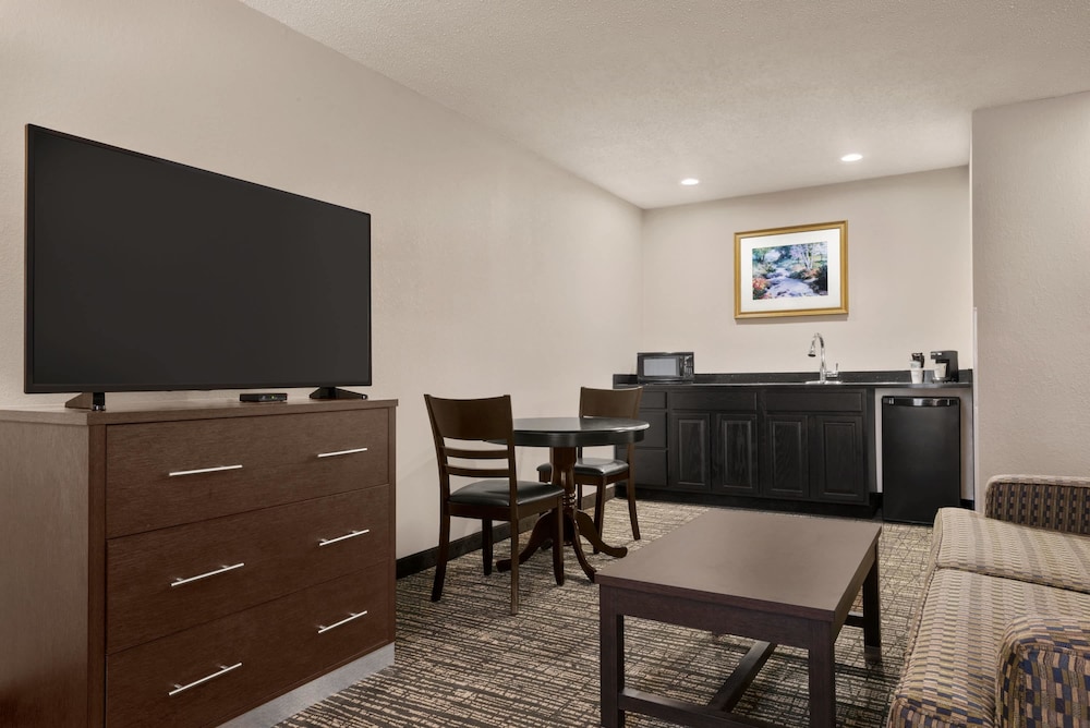 Baymont by Wyndham Washington 35/45