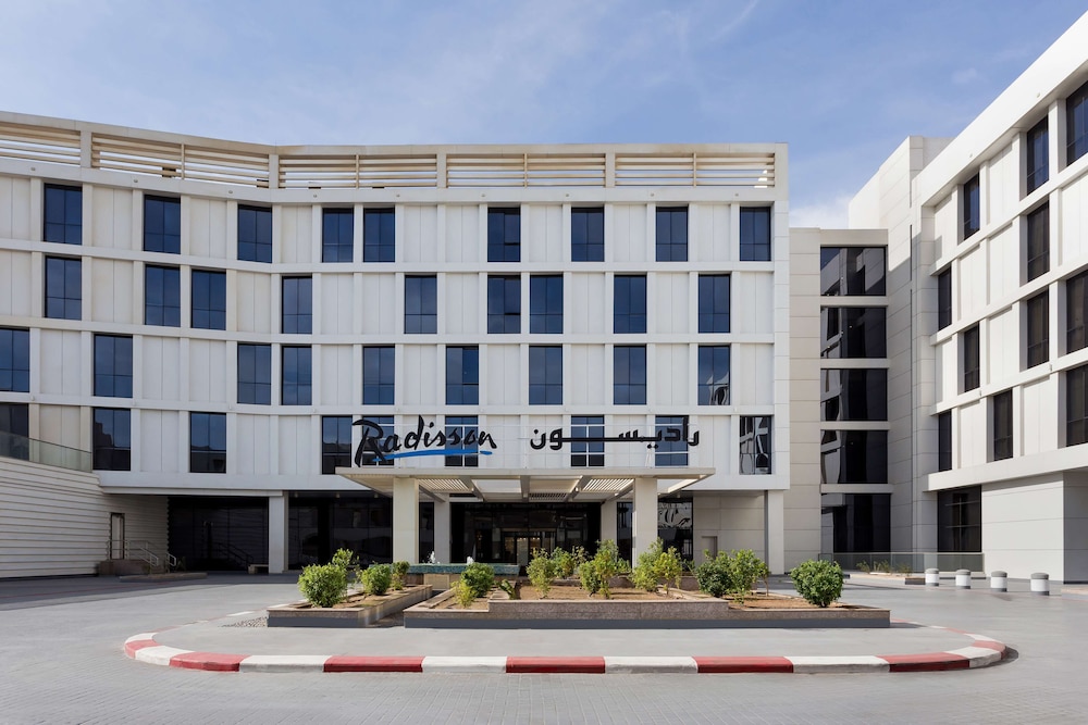 Radisson Hotel & Apartments Dammam Industry City 63/69
