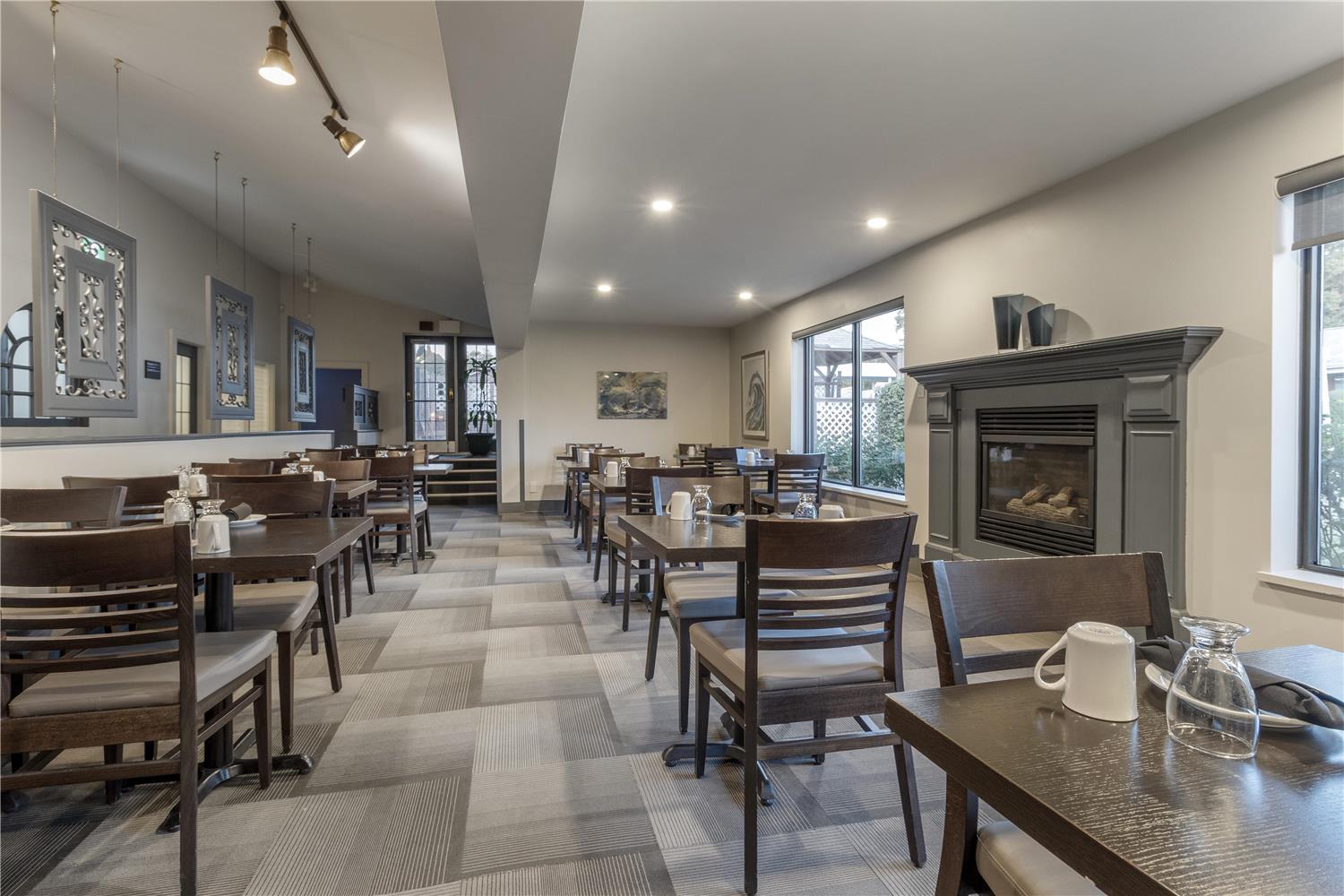 Dannys Hotel Suites Surestay Collection By Best Western 32/47