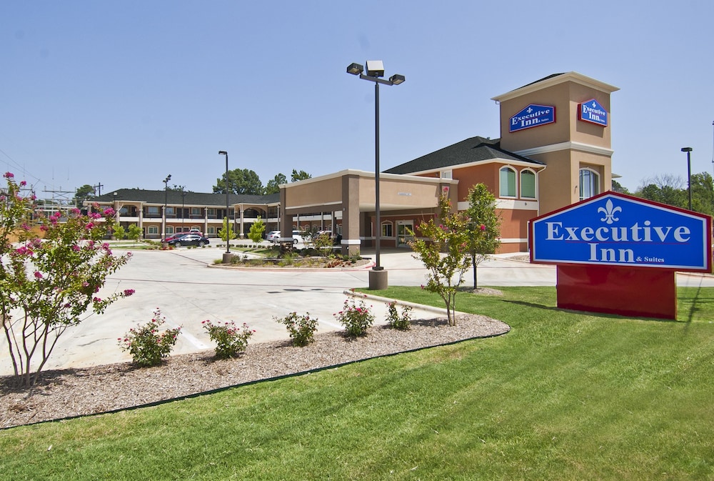 Executive Inn and Suites Tyler 48/51