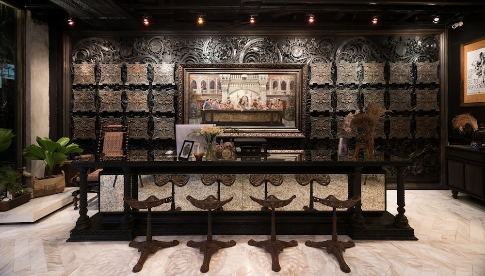 Shade House - Phuket Downtown 7/50