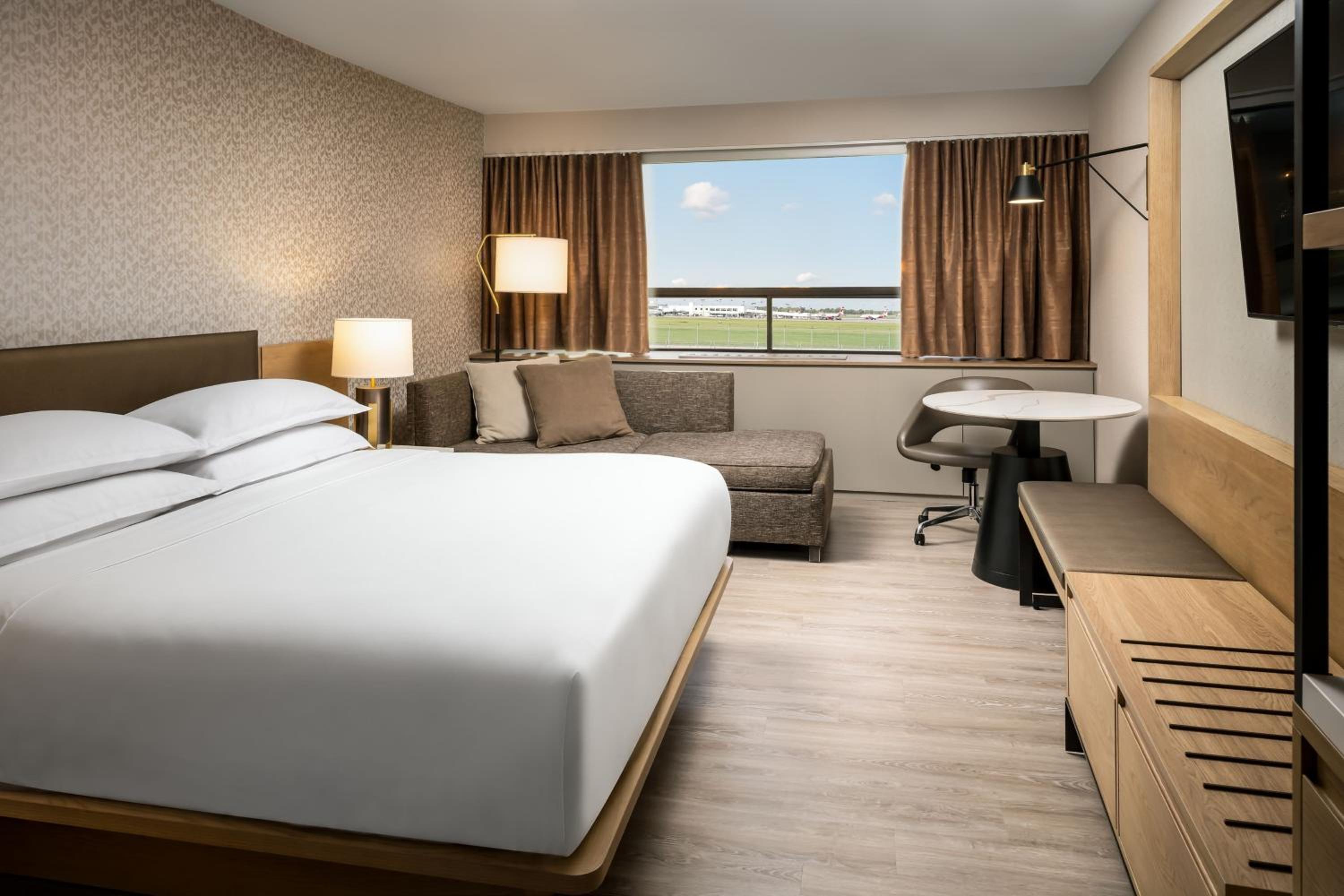 Room at SHERATON MONTREAL AIRPORT, DORVAL - QUEBEC