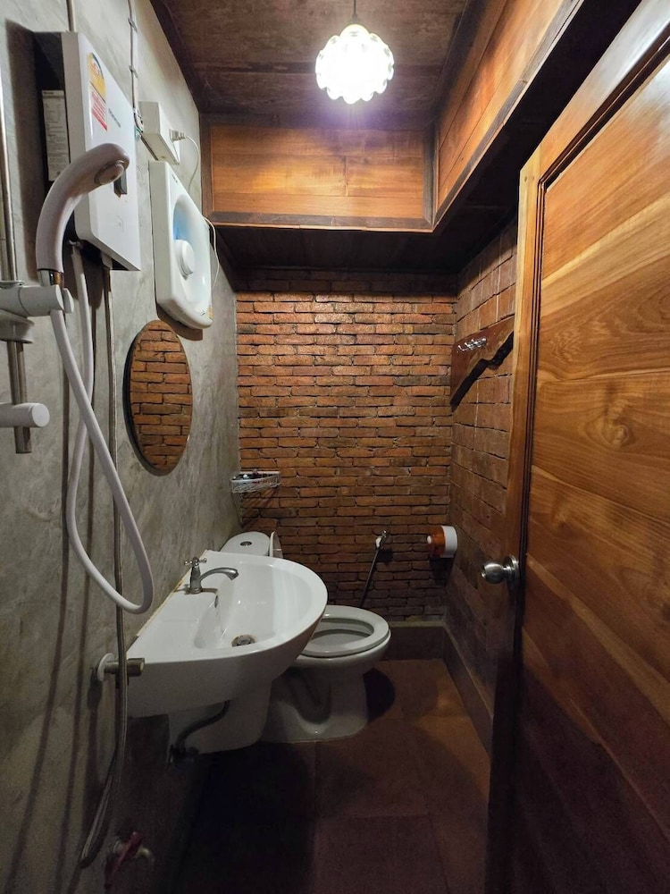Klong Suan Plu Resort 45/50
