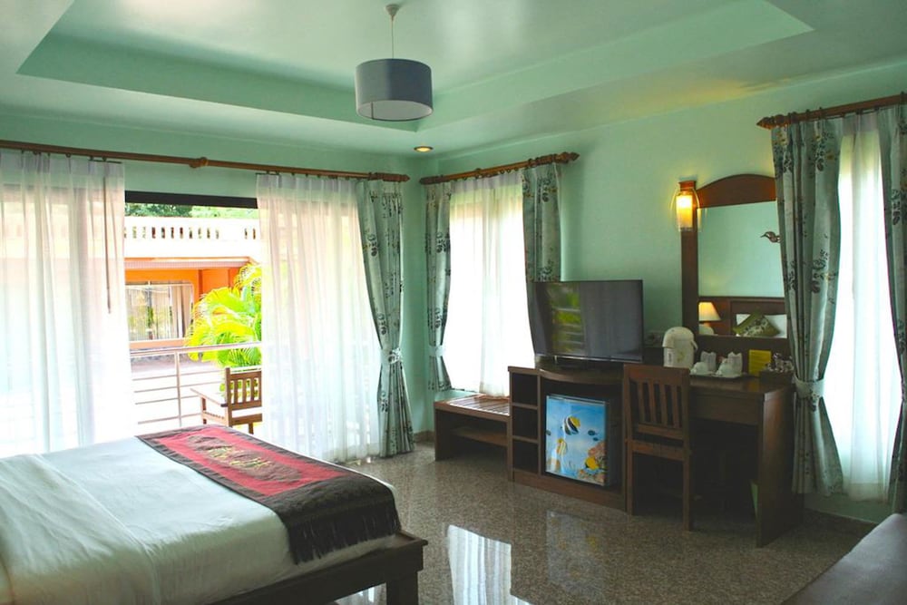 P.S. Thana Resort 31/71