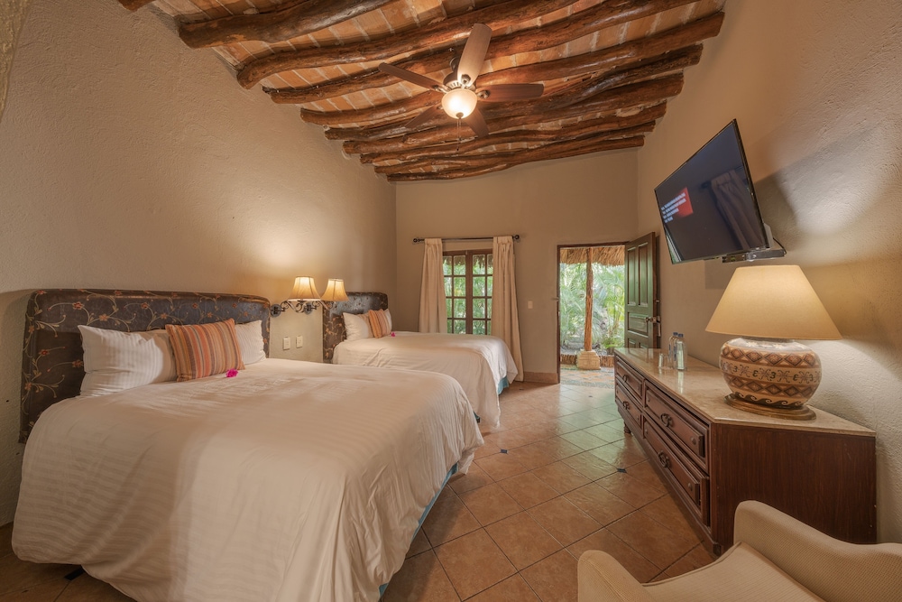 Posada Del Hidalgo 24/50