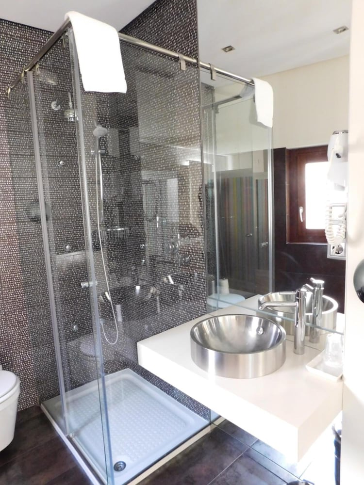 Hotel Canitas Spa 25/66