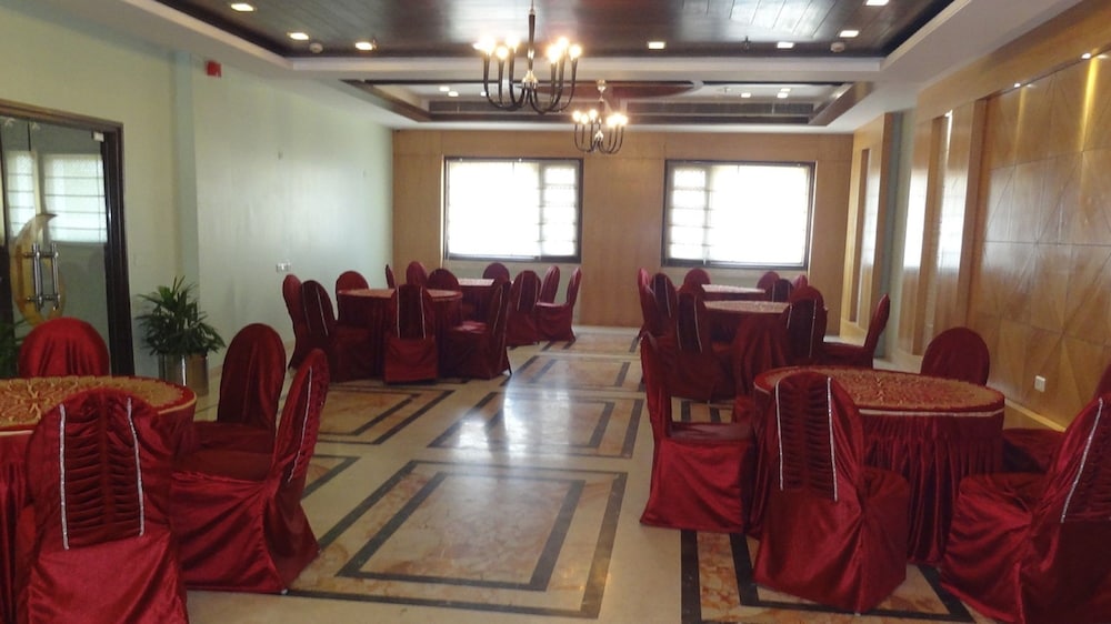 Hotel The Amaris 35/50