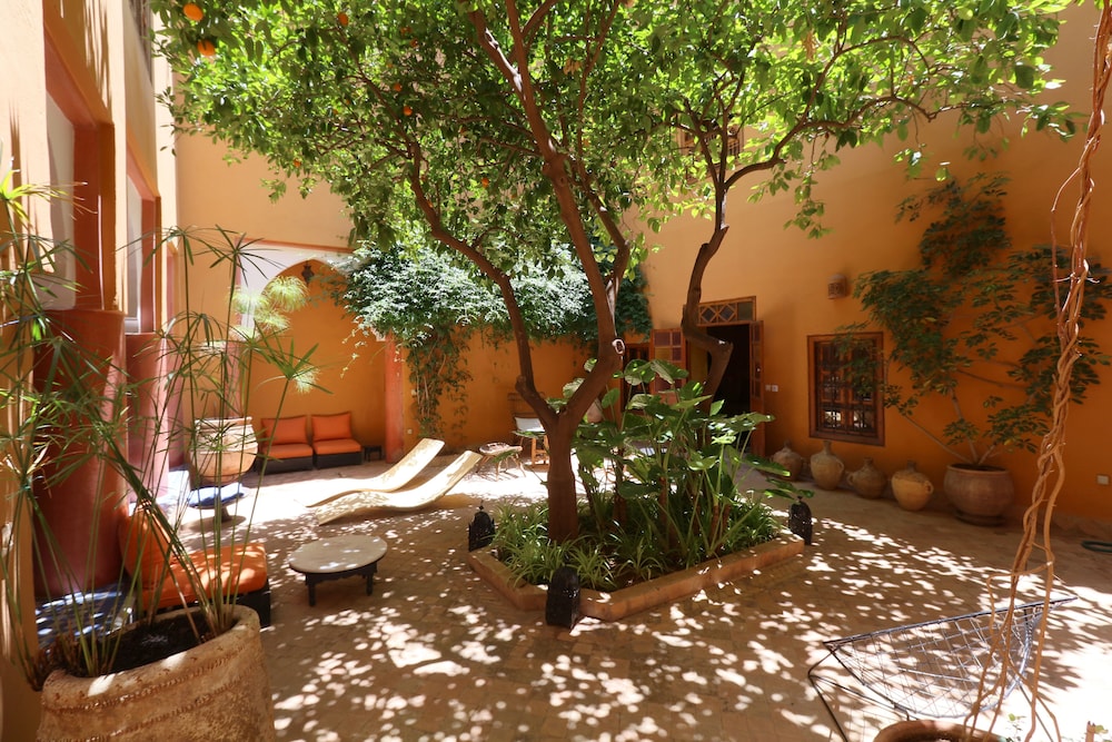 Riad El Borj 38/50
