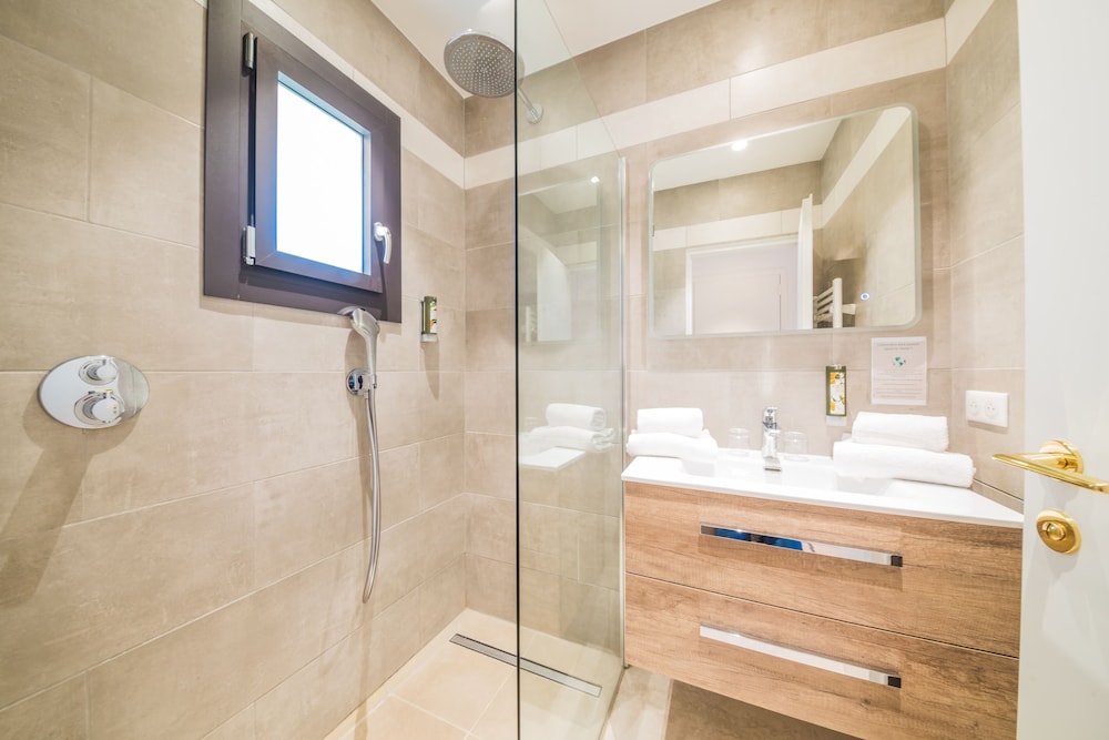 Hotel Brin d Azur 40/42