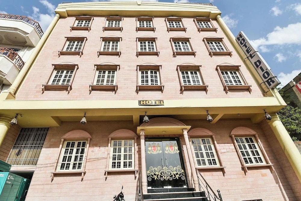 Fabhotel Dior Pink City photo3