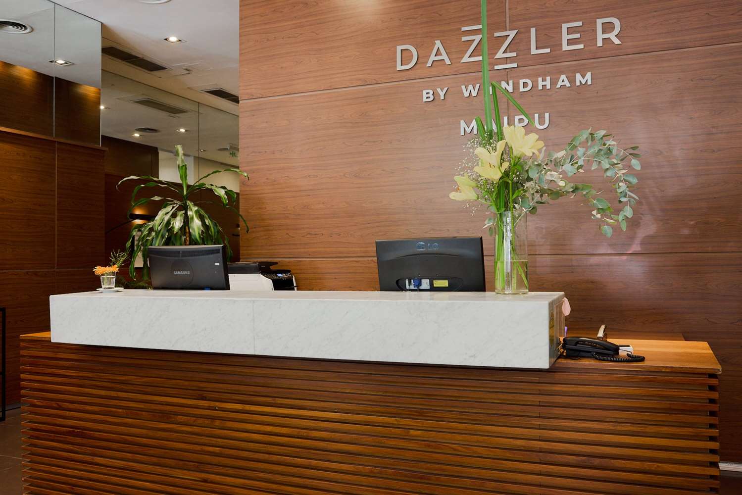 Dazzler by Wyndham Buenos Aires Maipu 6/76