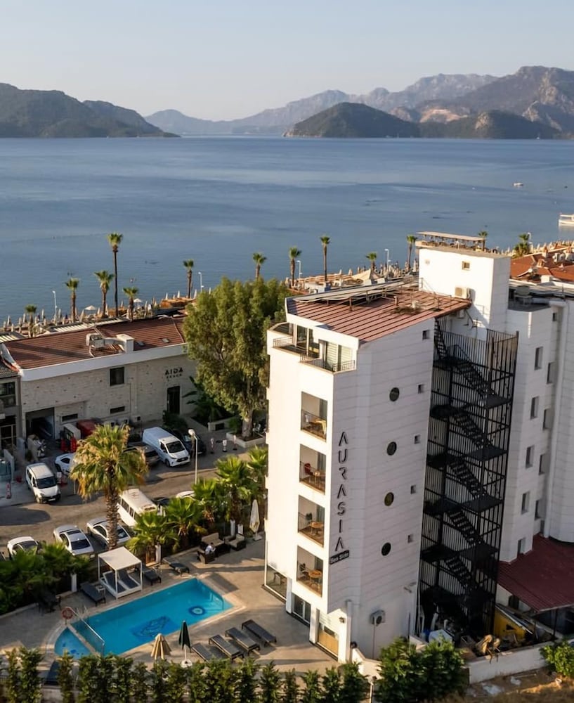Aurasia Sea Side Hotel 7/63
