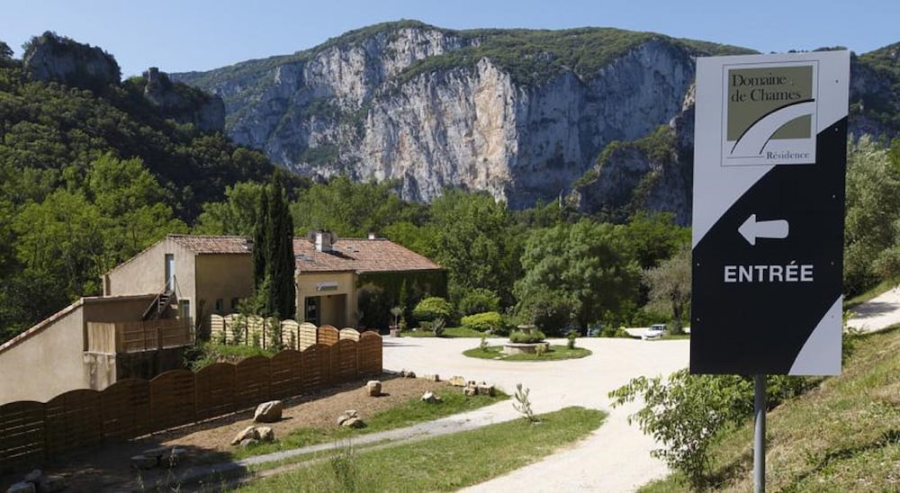 Vacanceole - Le Domaine de Chames 41/45