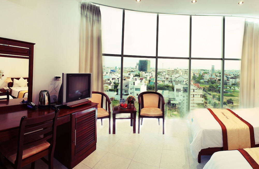 Amanda Hotel 44/53