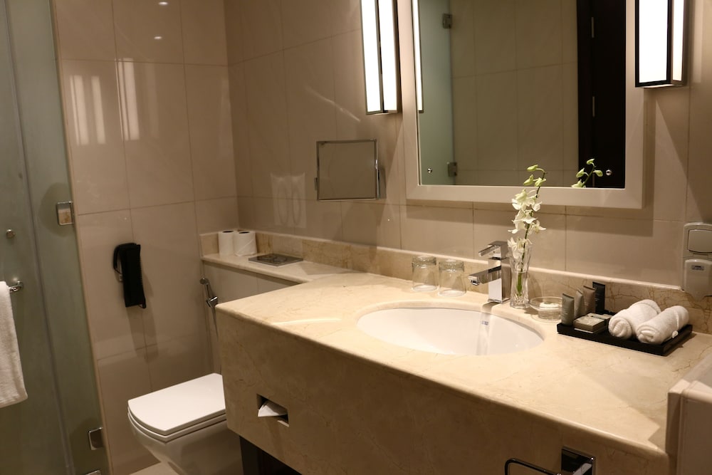 Radisson Hotel Muscat Panorama 69/70