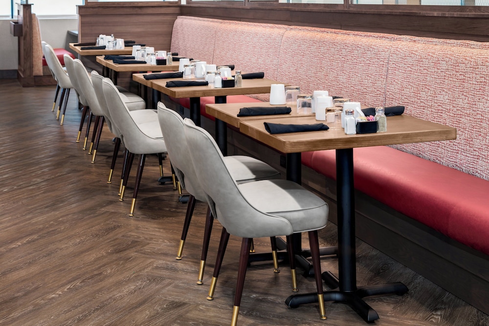 restaurant cafeteria