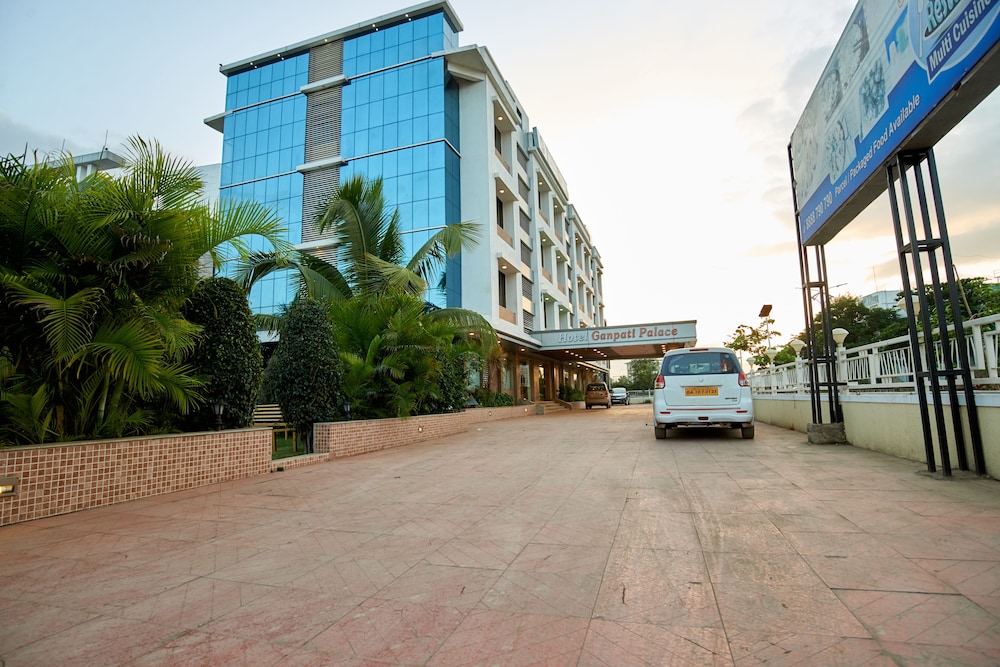 Hotel Ganpati Palace 37/42