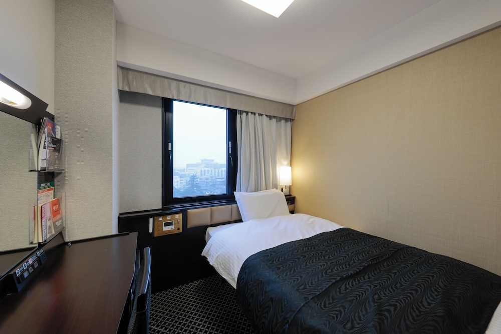 Apa Hotel Tonami-Ekimae 22/64