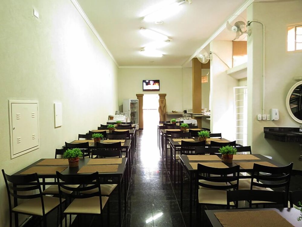 Hotel Domus Ituverava 32/41