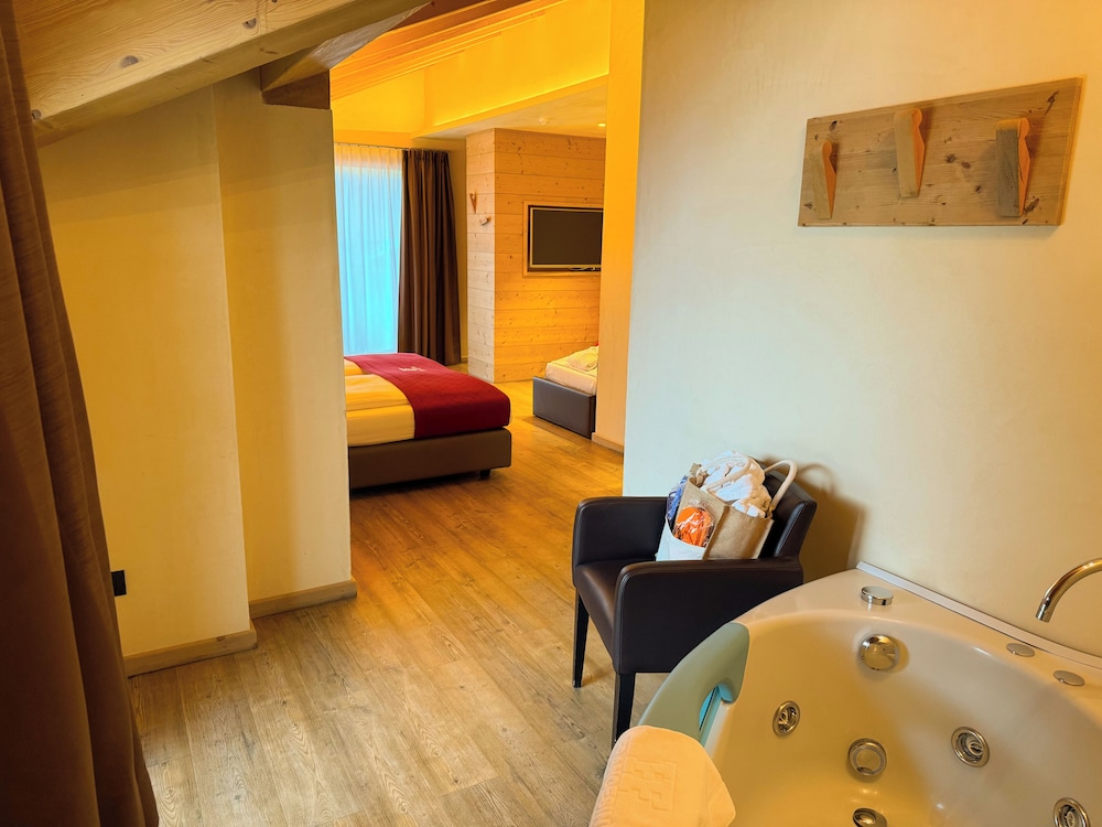 Francesin Hotel 47/79