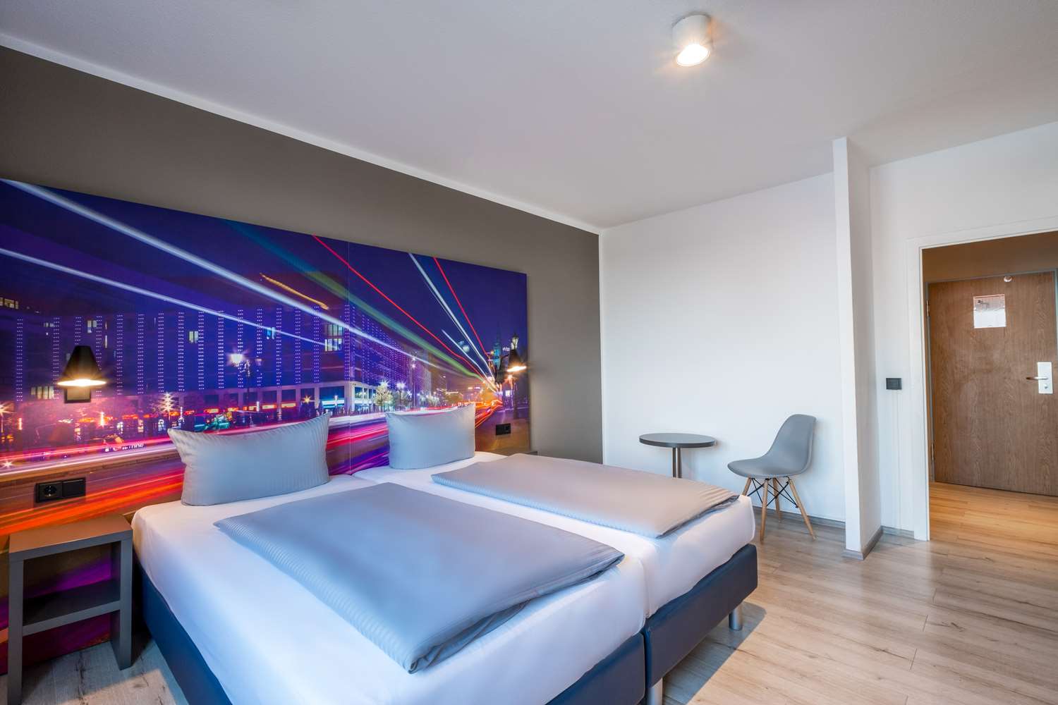 Hotel Berlin Lichtenberg 10/27