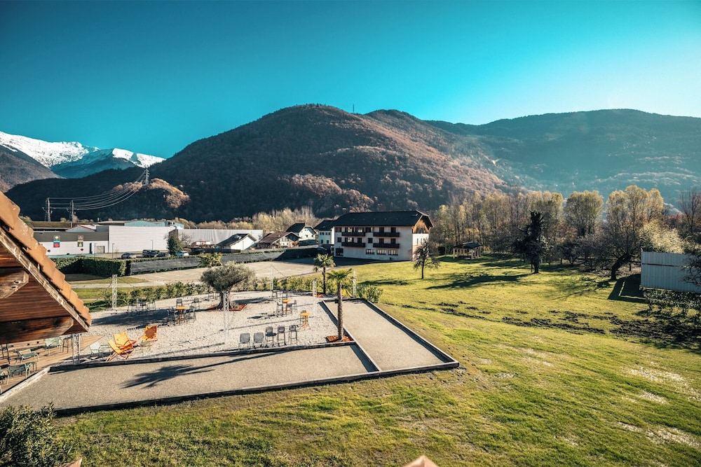 Base Camp Lodge Albertville 35/58