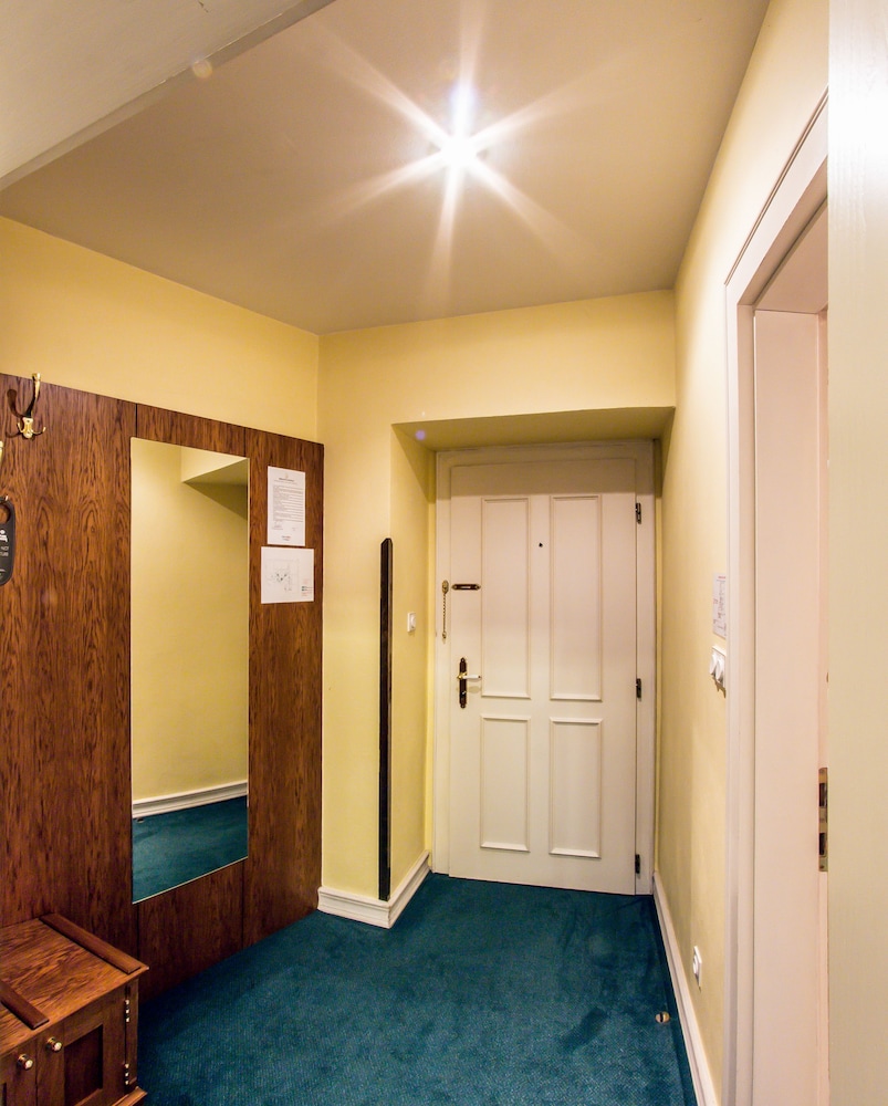 Hotel Dvorak 33/50