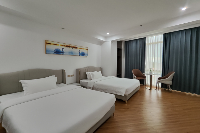 Mactan Grand Golden Hotel near Airport 4/11