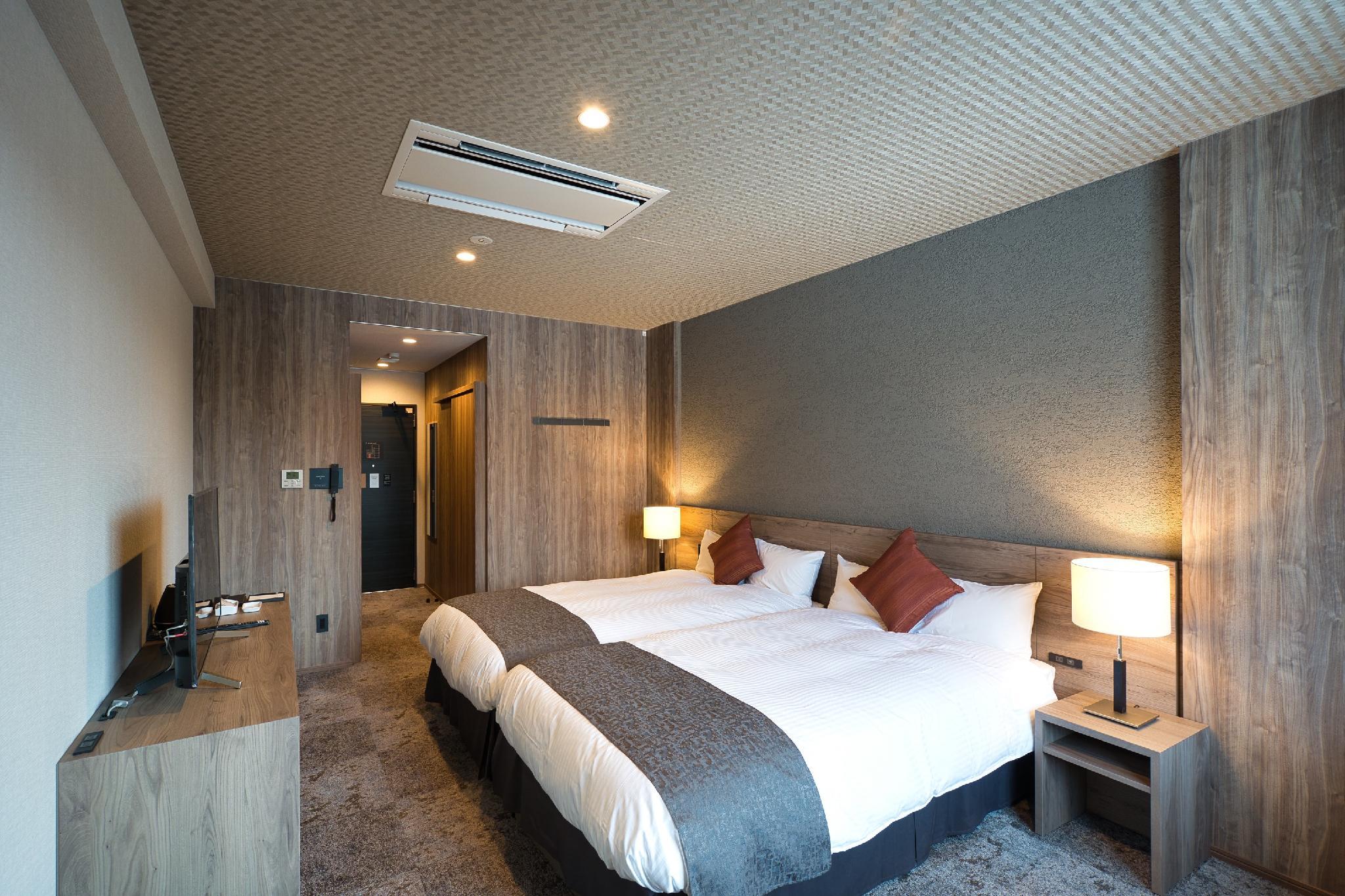 Semi Room, Hollywood, Standard, Twin Beds, 2 Semi Double Beds