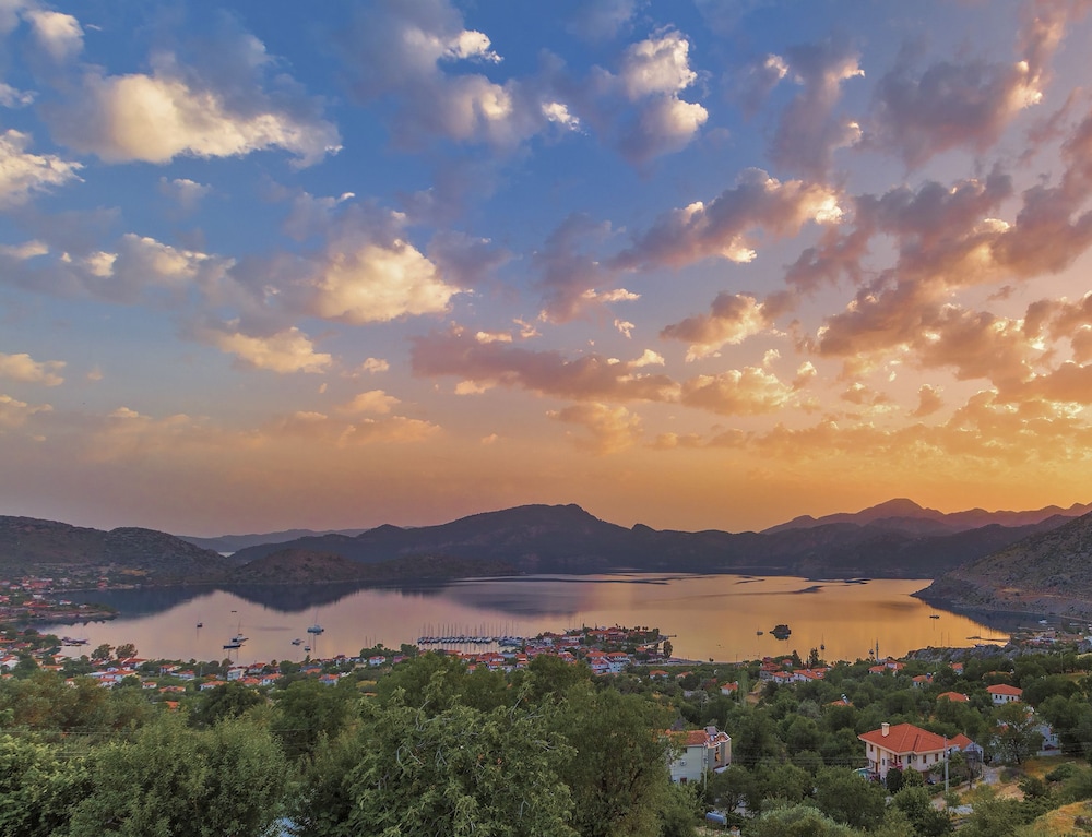 Swan Lake Boutique Hotel - Adults Only 44/67