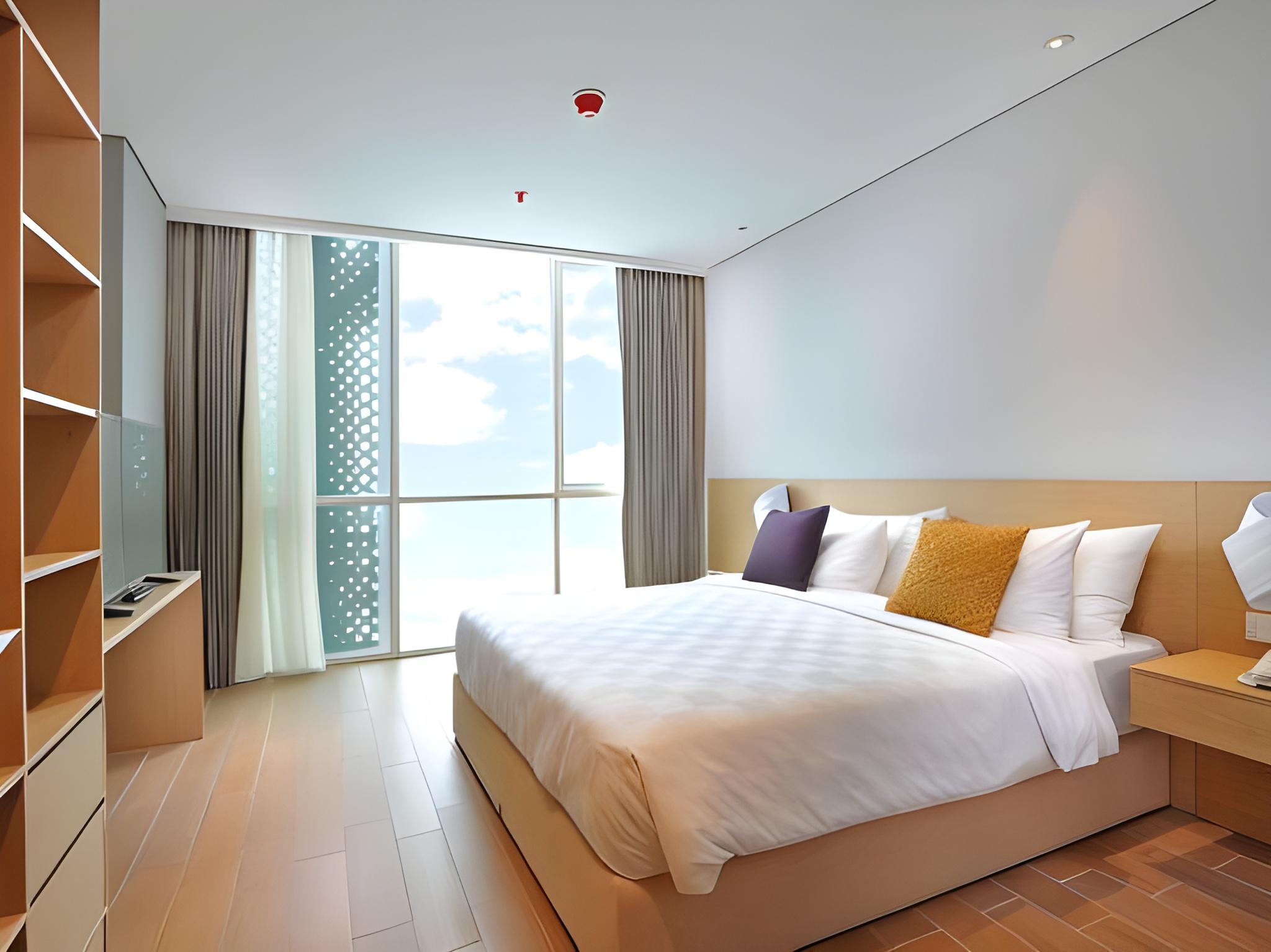 Fabulous, Style, King Bed, Sofa