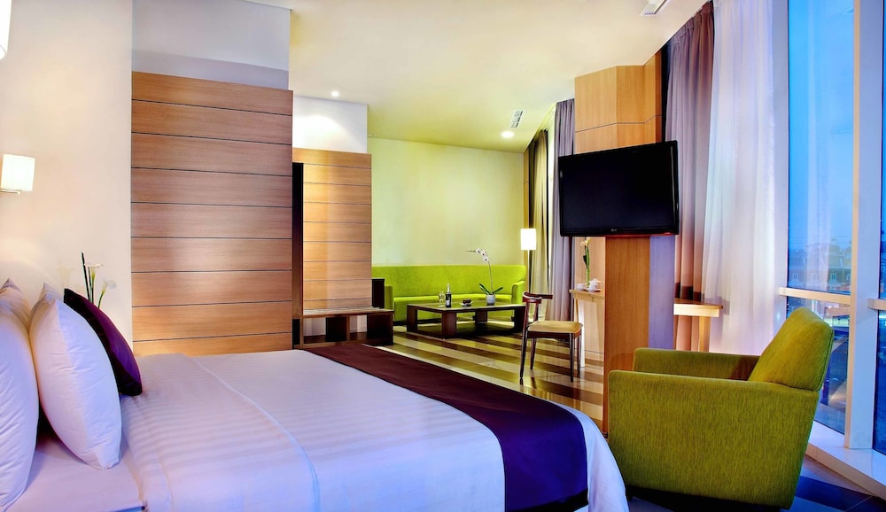 Atria Hotel Gading Serpong 15/72