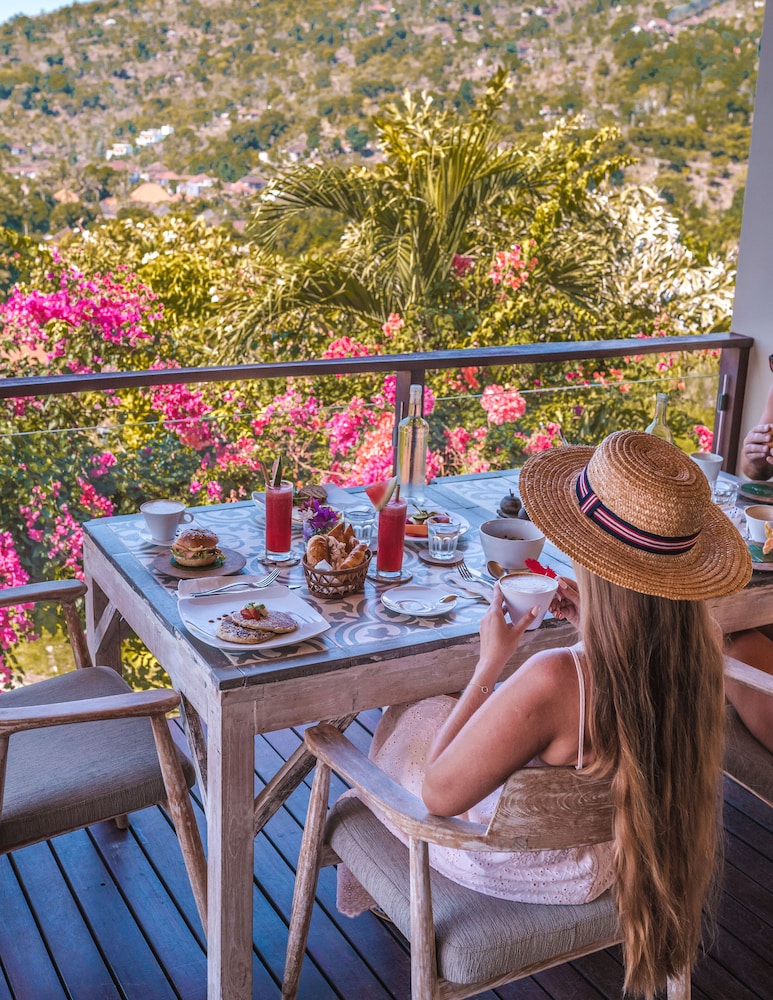 The Griya Villas And Spa 49/68