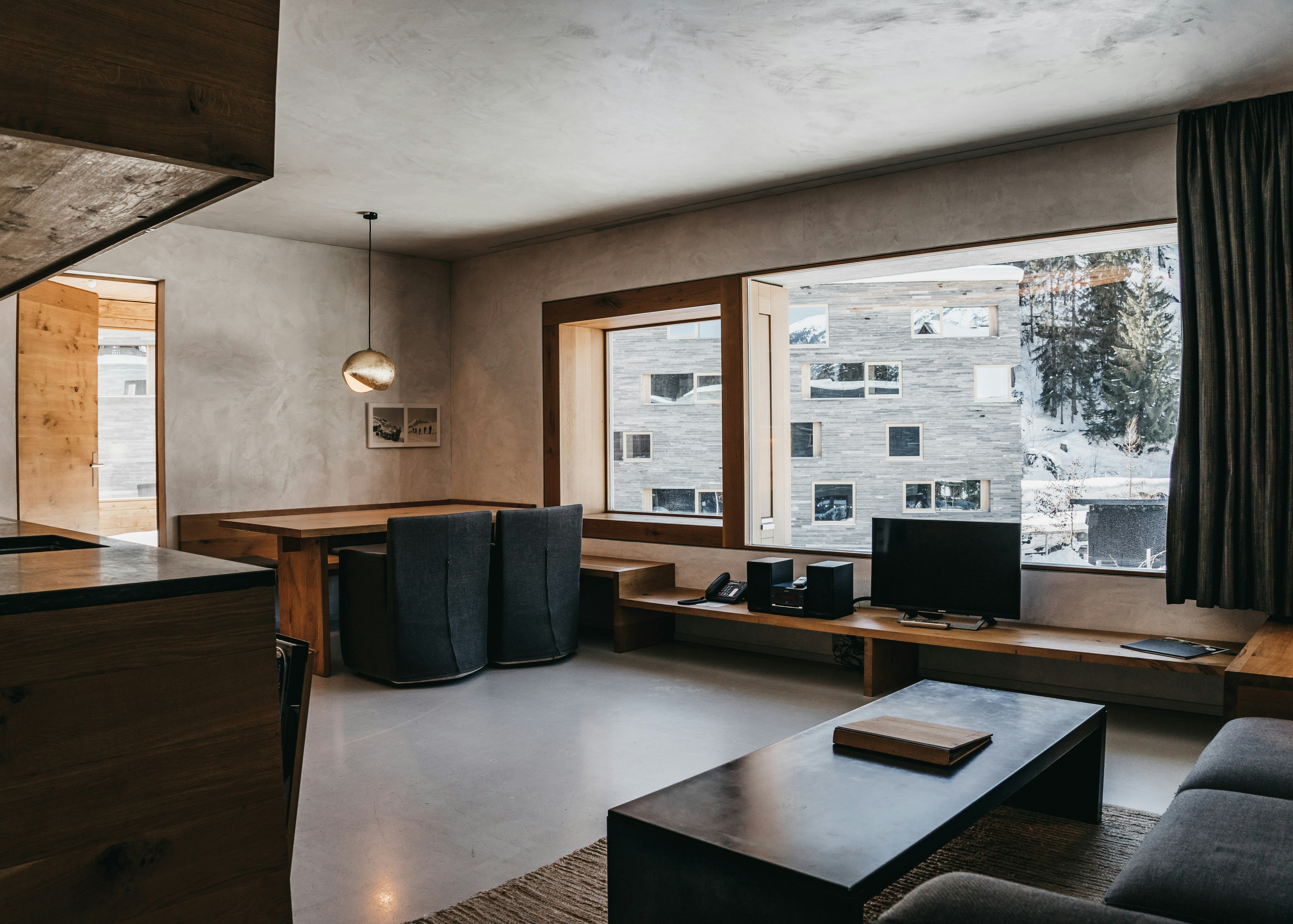 ROCKSRESORT 37/58