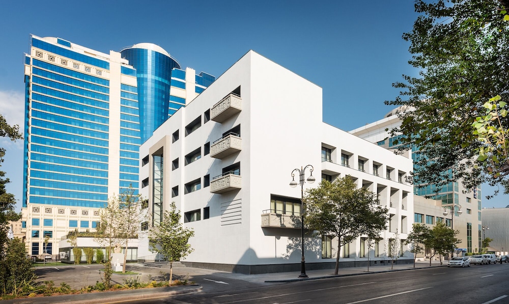 Dinamo Hotel Baku 48/57