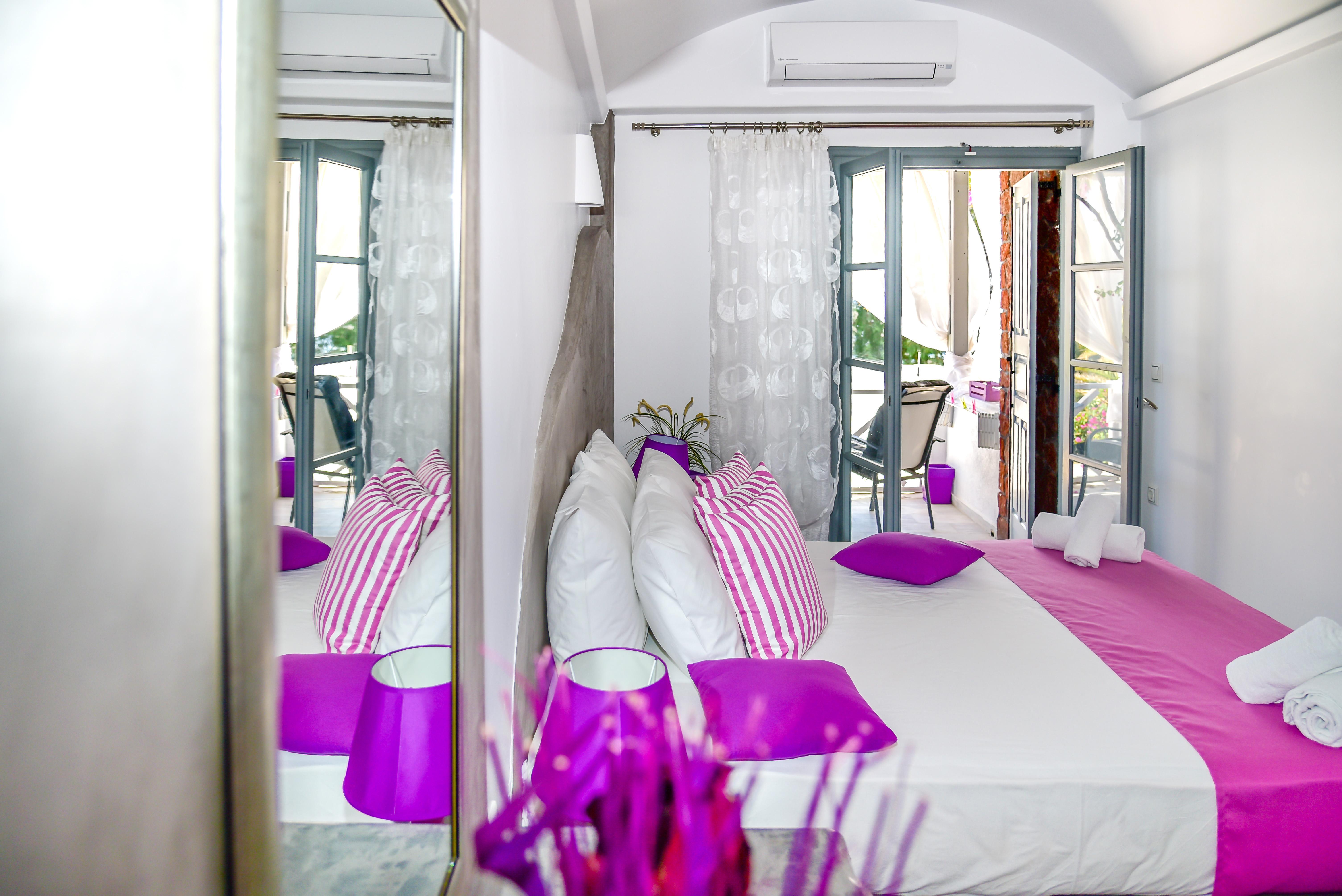 Deluxe, Double Bed, Sea View, Jetted Tub