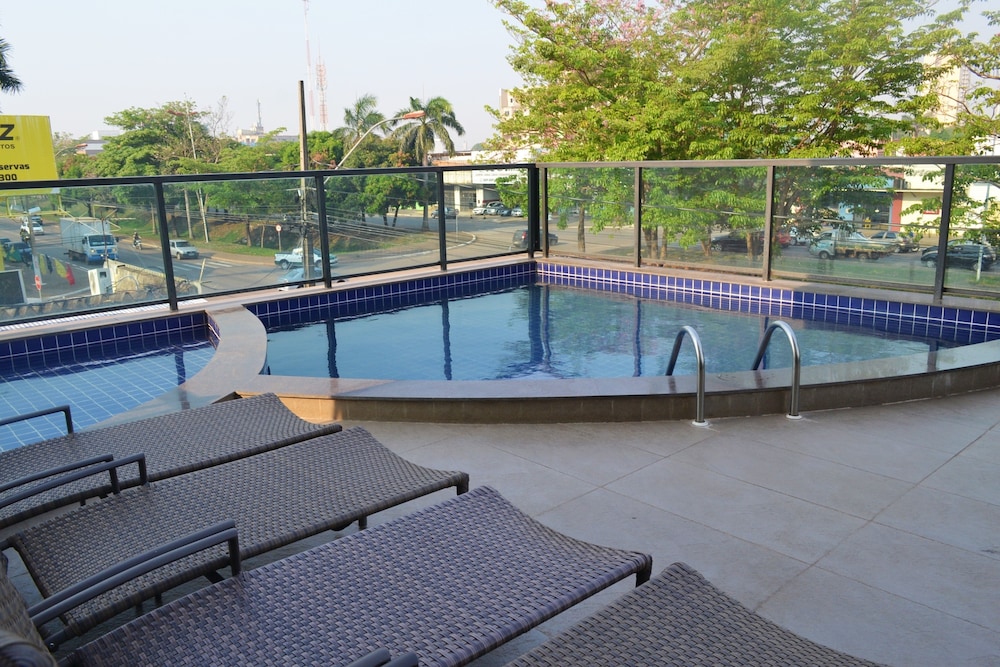 Golden Plaza Hotel 44/50