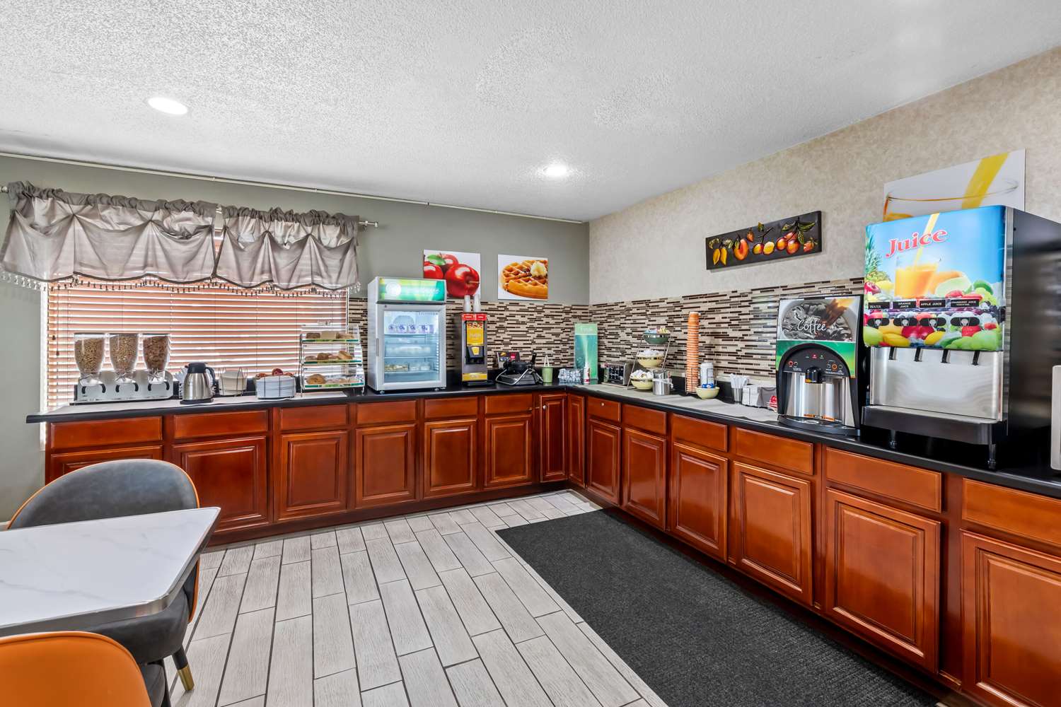 Quality Inn Marietta near Dobbins ARB 29/37